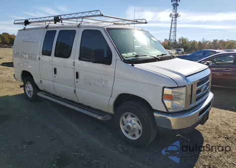 2013 Ford Econoline E250 Van z USA, uszkodzony, nr VIN 1FTNE2EW2DDB22647